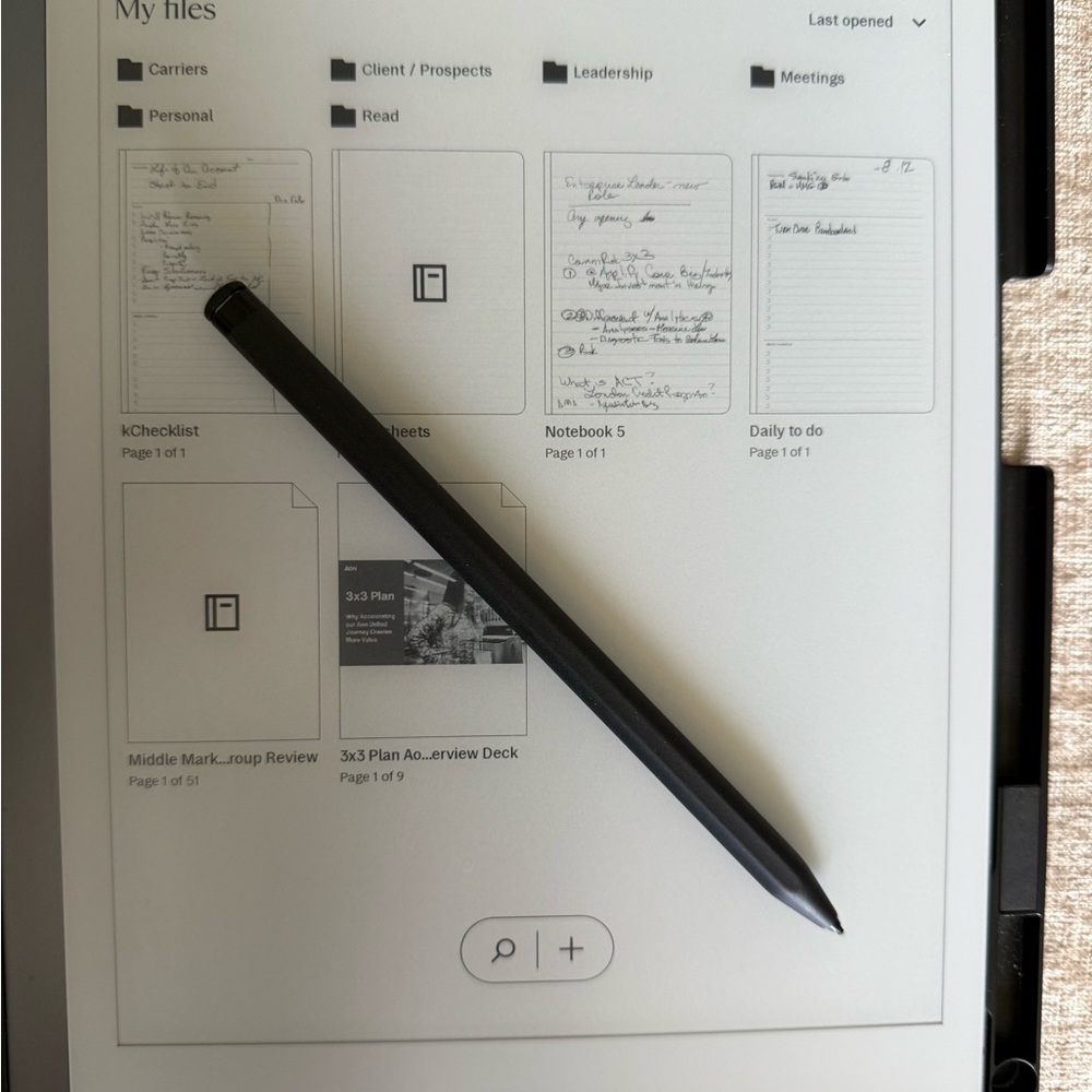 Innovative E-Ink Tablet with Black Stylus